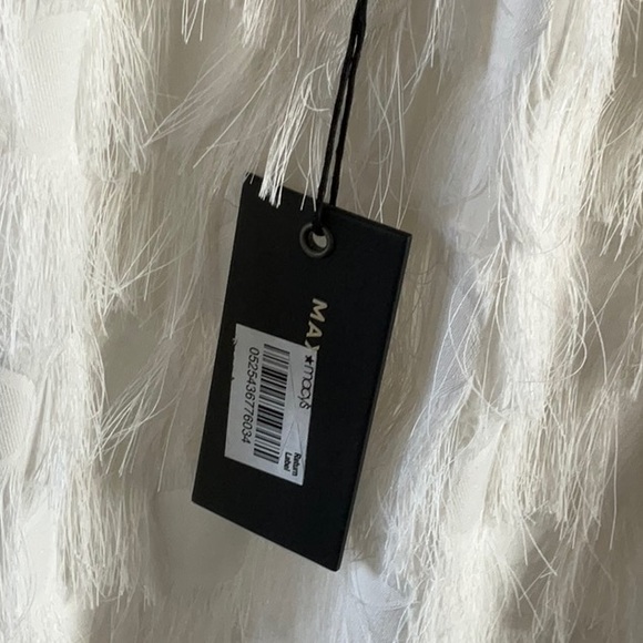 Max studio white feather tank top NEW - Picture 3 of 4